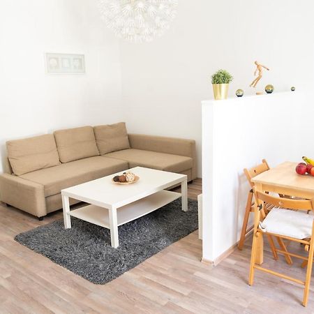 N28 Condo Apartment Next To Andrassy. Будапеща Екстериор снимка